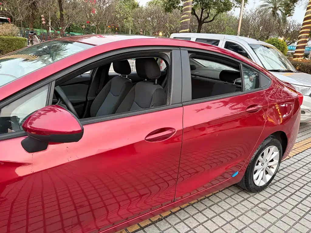 Chevrolet Cruze 2017 1.5L AT