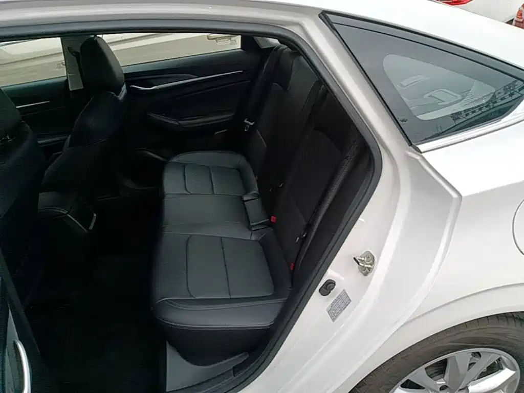 Changan Eado — миниатюра 17