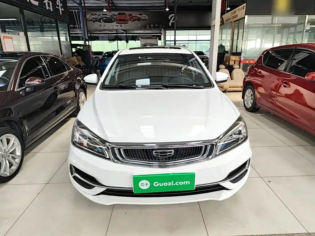 Geely Emgrand — миниатюра 3