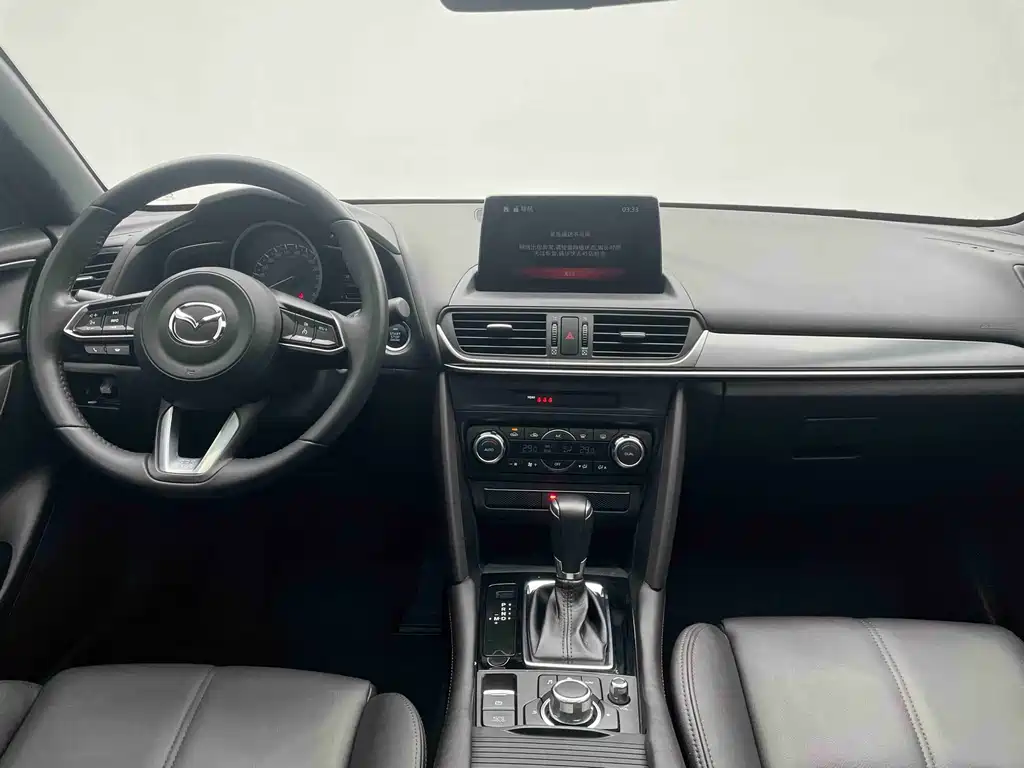 MAZDA CX 4