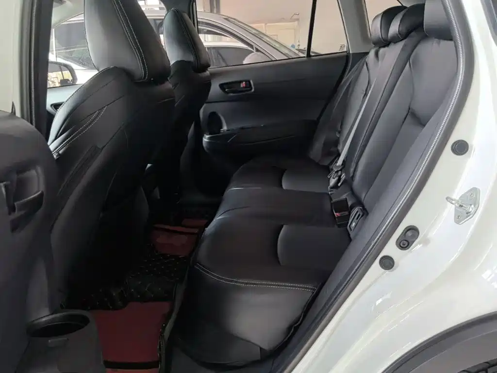 Toyota Frontlander — миниатюра 17