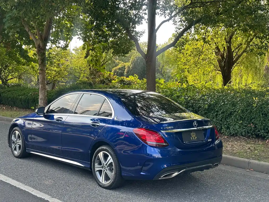 Mercedes-Benz C-Class — миниатюра 14