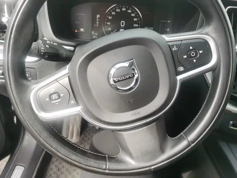 Volvo XC60 — миниатюра 15