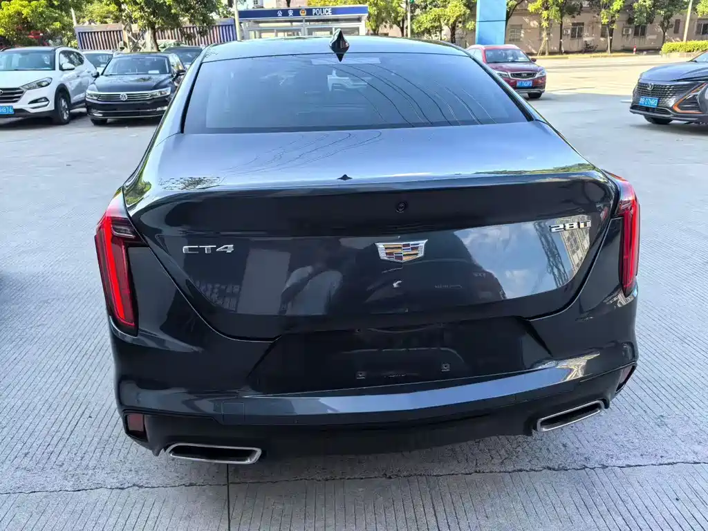 CADILLAC  CT4