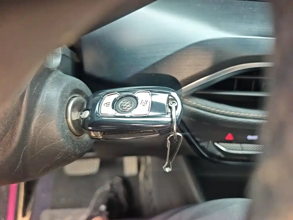 Buick Verano — миниатюра 9