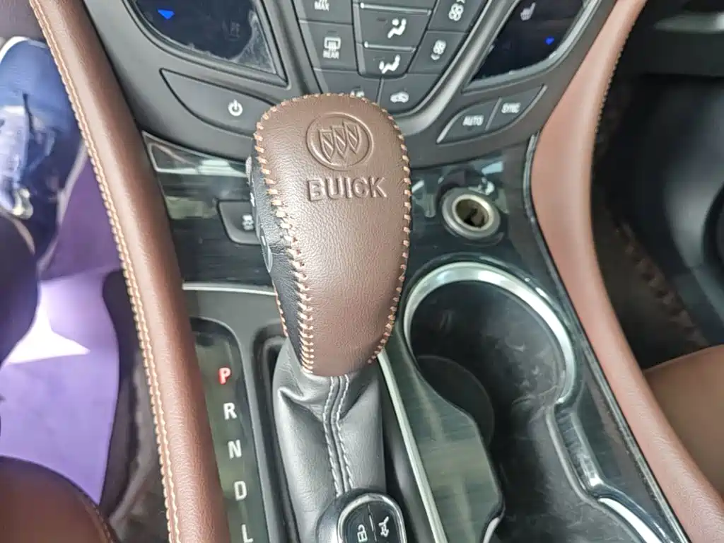 Buick Envision Plus — миниатюра 14