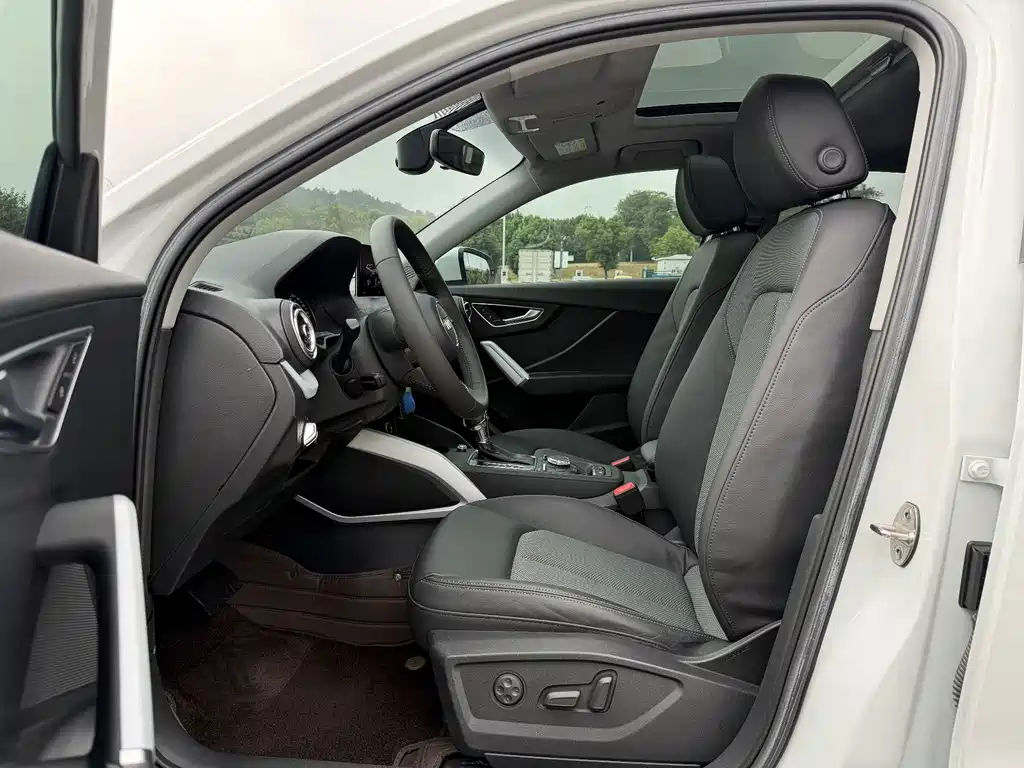 Audi Q2L — миниатюра 4
