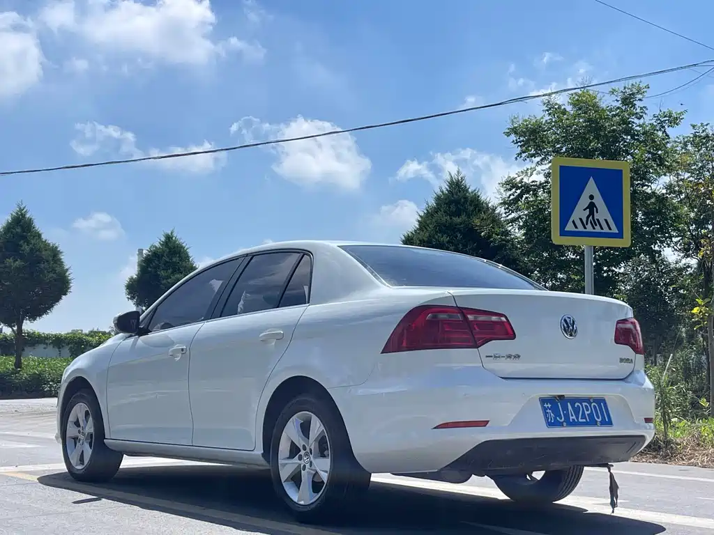 Volkswagen Bora — миниатюра 5