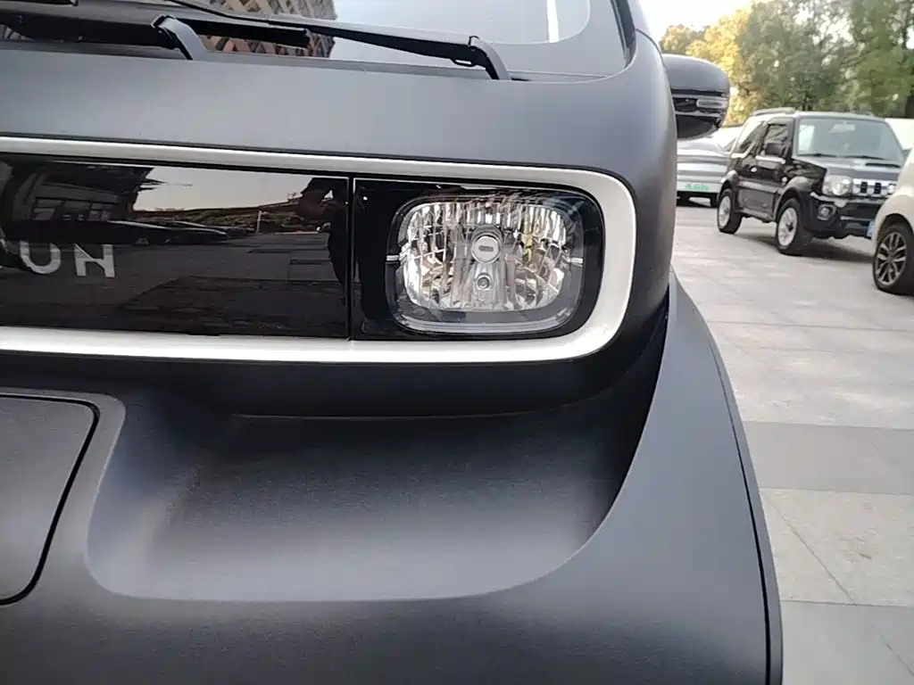 Baojun KiWi EV — миниатюра 24