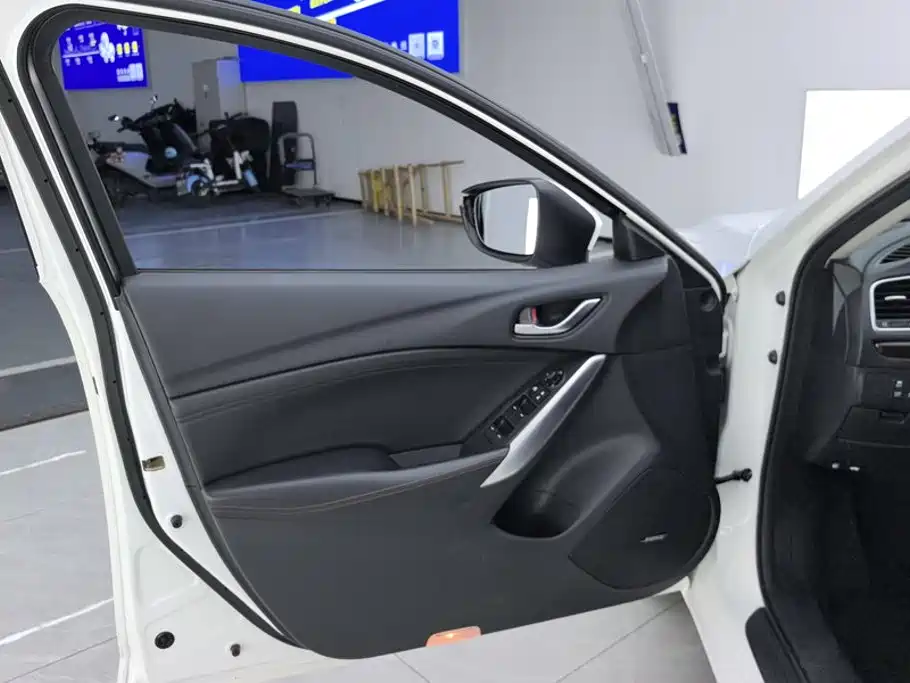 Mazda Atenza — миниатюра 7
