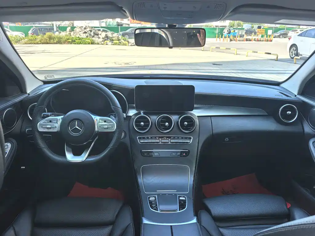 Mercedes-Benz C-Class — миниатюра 4