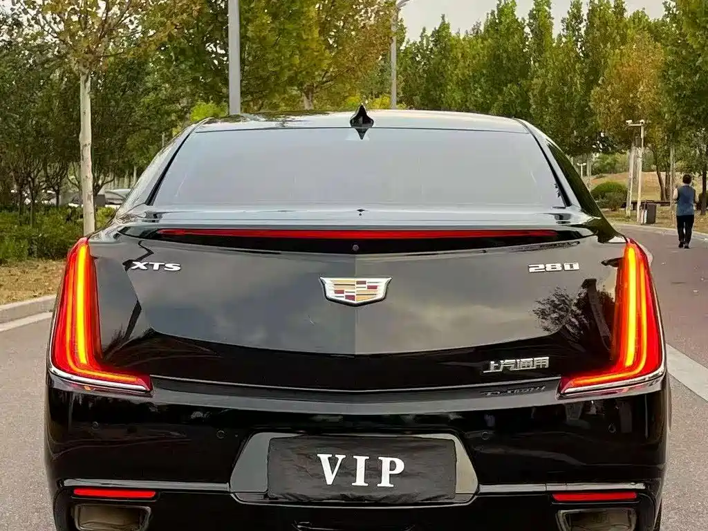 Cadillac XTS — миниатюра 4