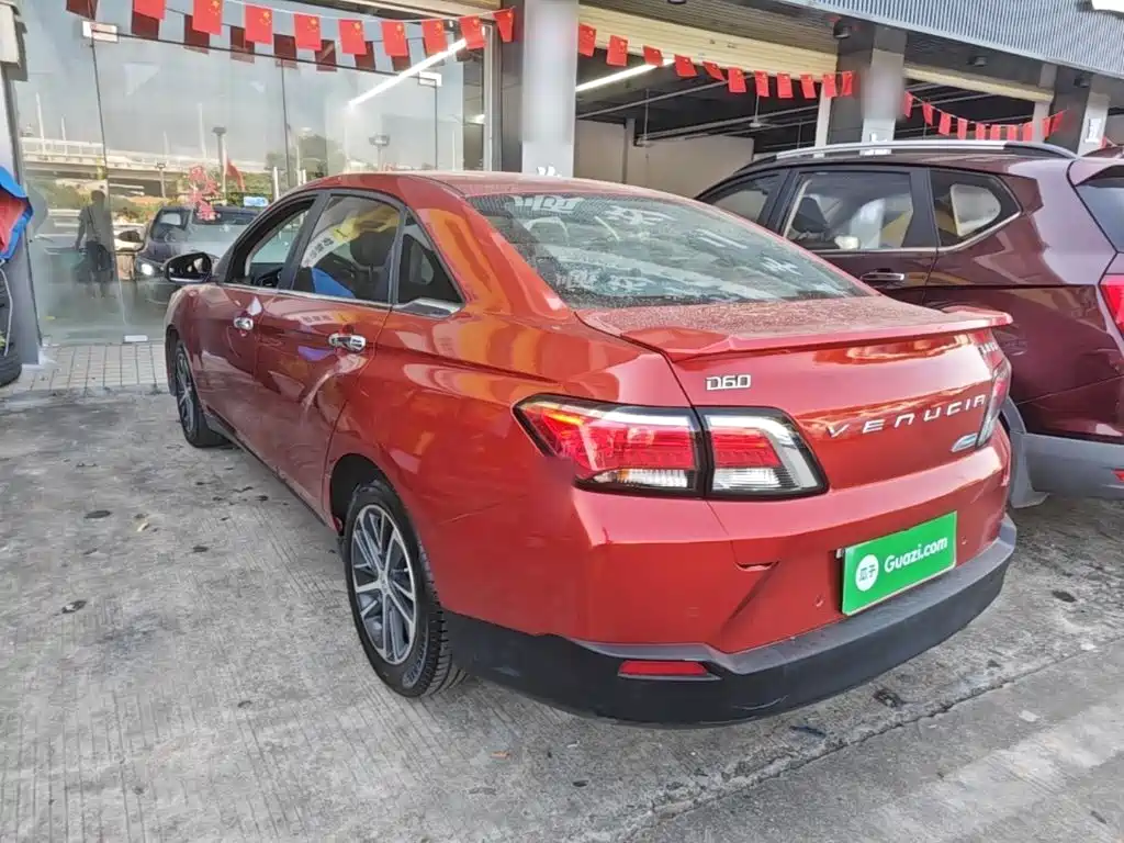Venucia D60 — миниатюра 5