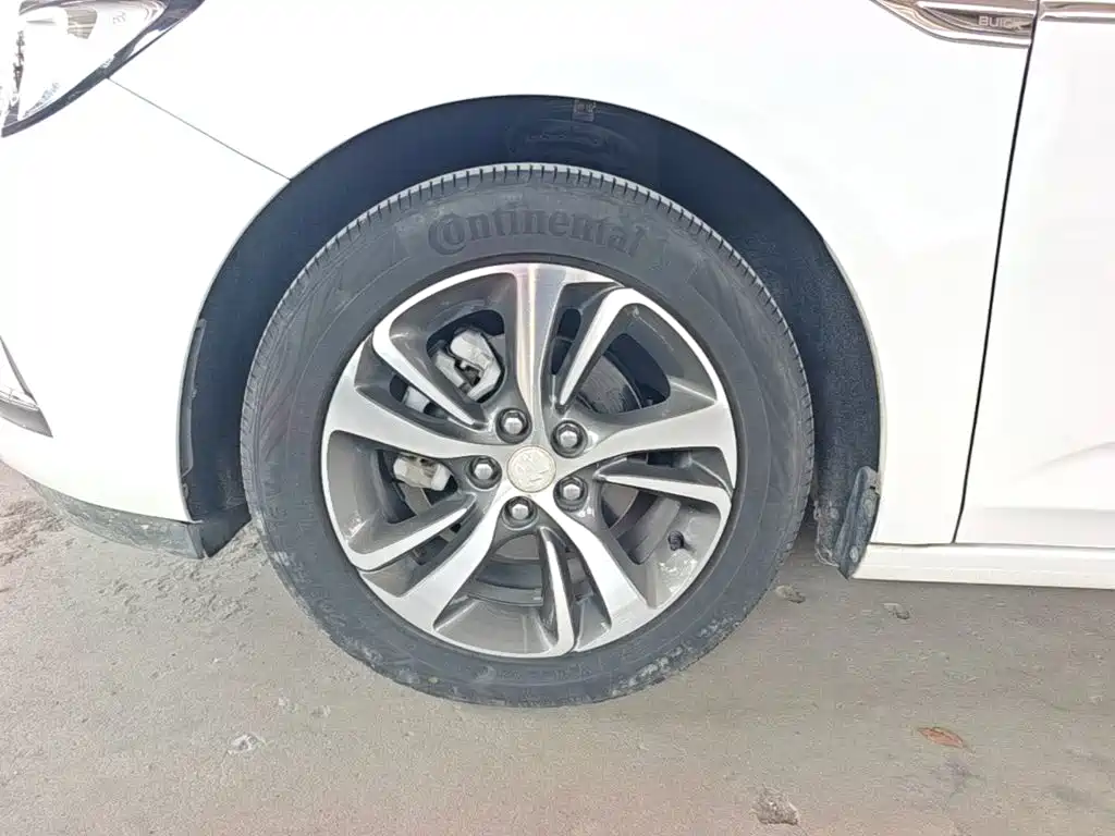 Buick Verano — миниатюра 23
