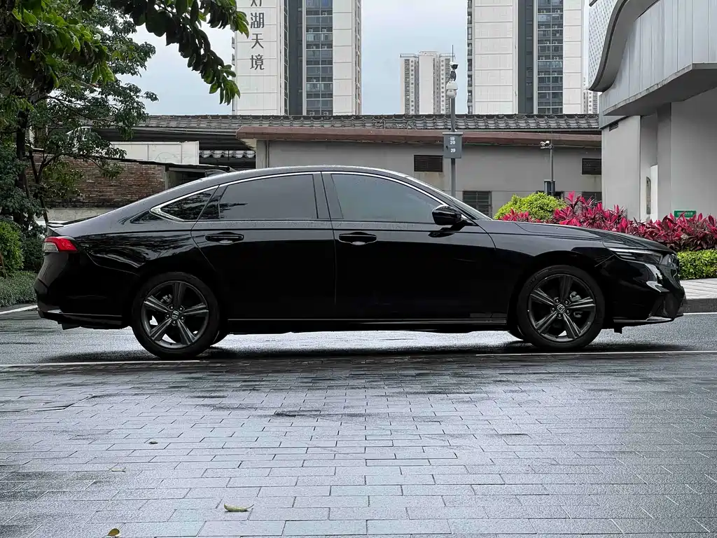 Honda Inspire 2023 260TURBO