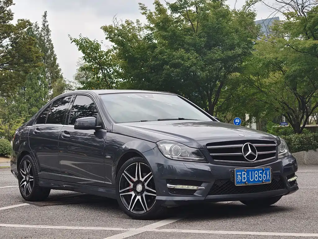 Mercedes-Benz C-Class — миниатюра 16