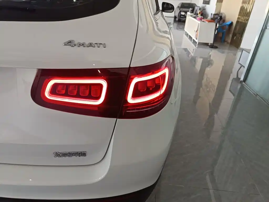 Mercedes-Benz GLC — миниатюра 8