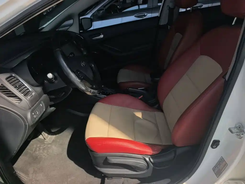 Kia K3 — миниатюра 15