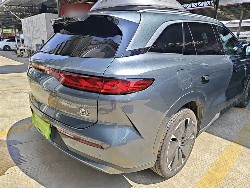 BYD Tang L L 2025 DM 175KM