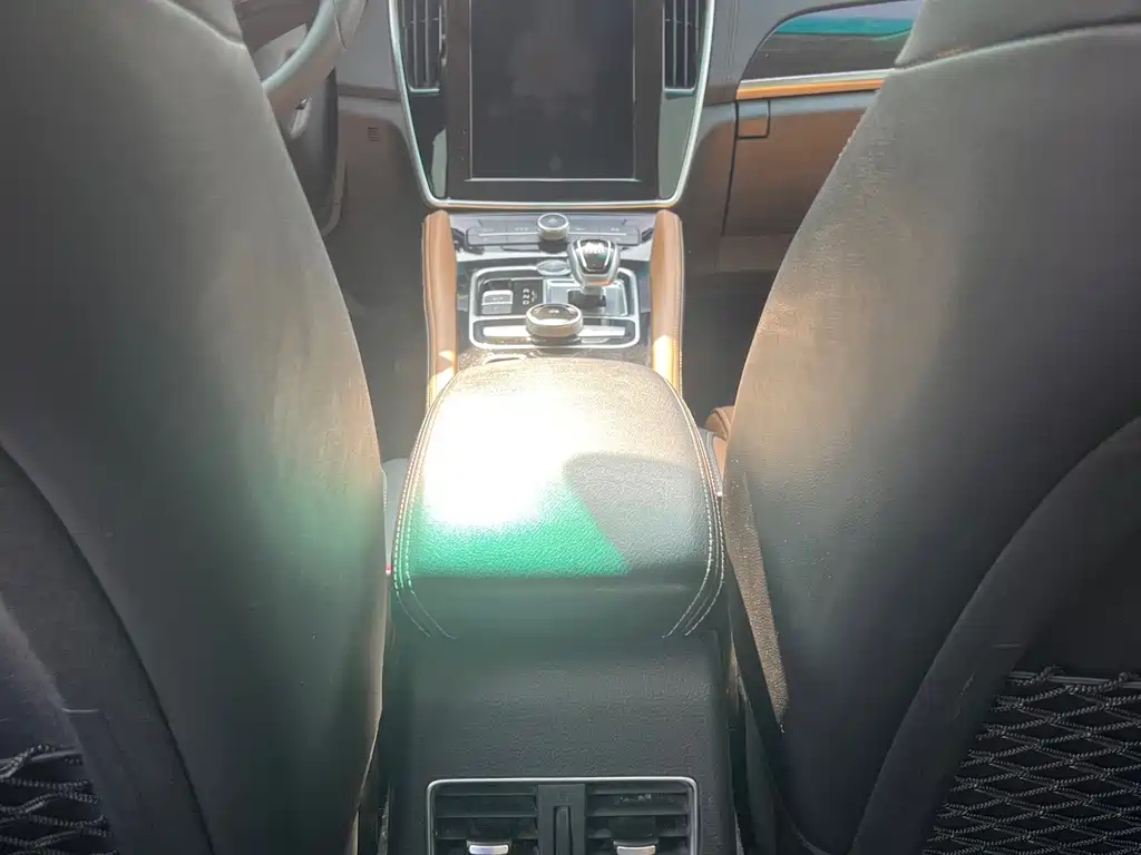 BYD Qin NEV — миниатюра 15