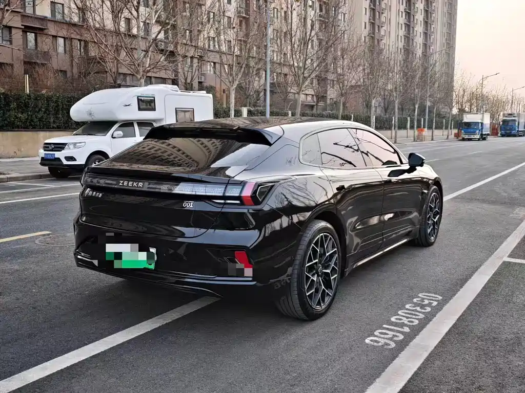 ZEEKR EXTREME KRYPTON 001