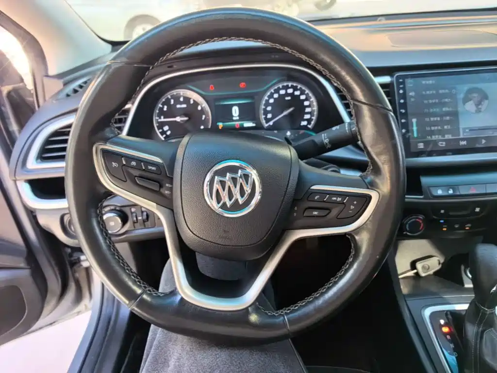 Buick Excelle — миниатюра 11