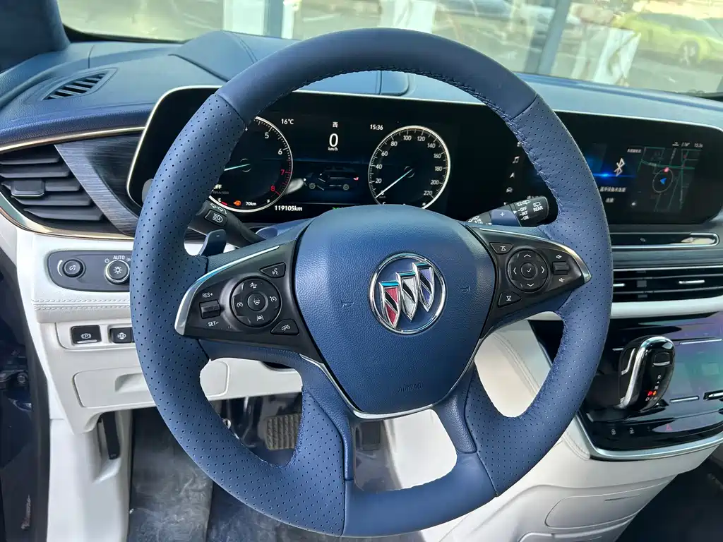 Buick GL8 — миниатюра 7
