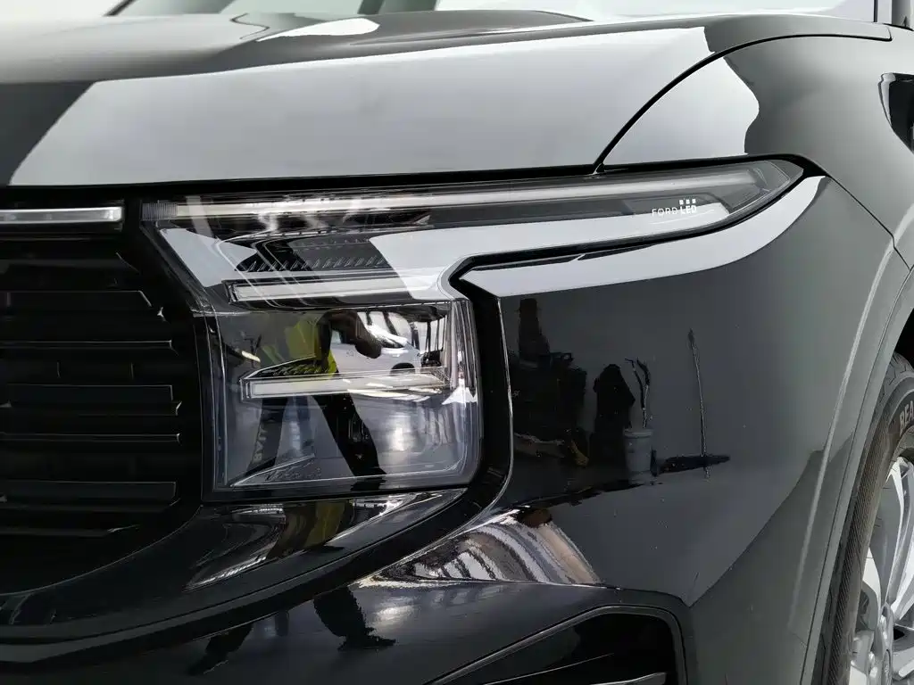 Ford Edge — миниатюра 7