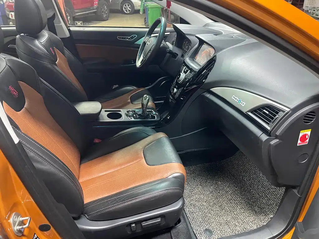 BYD Qin NEV 2015 1.5T Flagship Plus