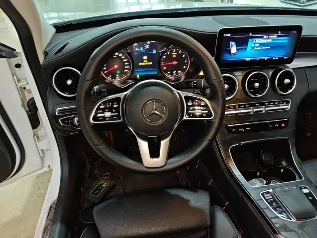 Mercedes-Benz C-Class — миниатюра 10