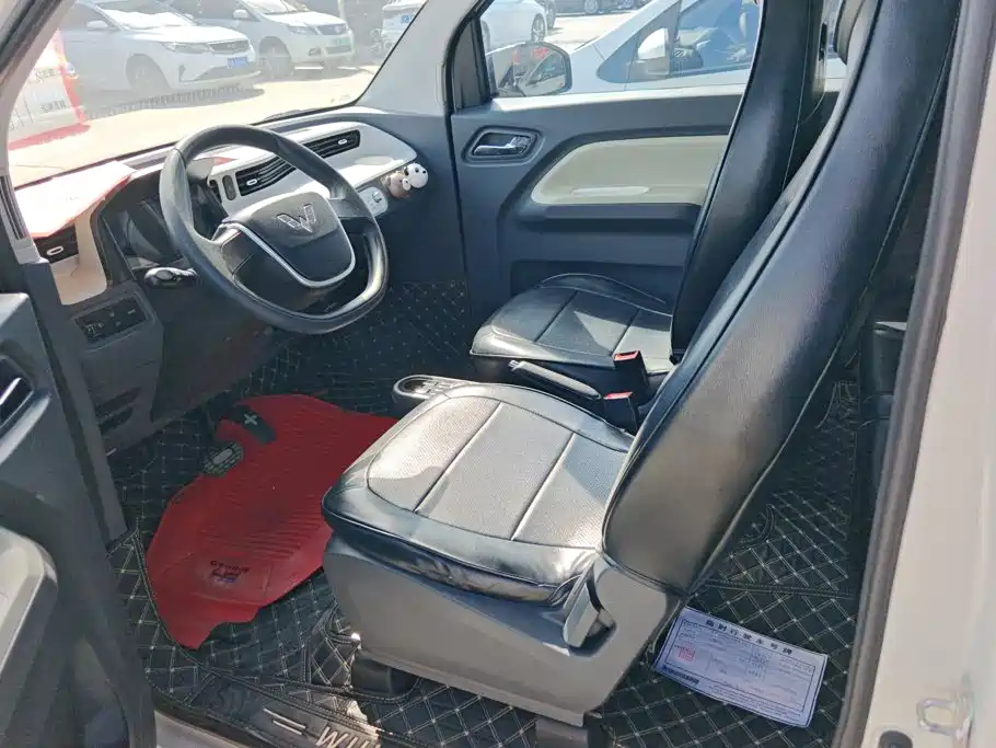 Wuling MINIEV — миниатюра 11