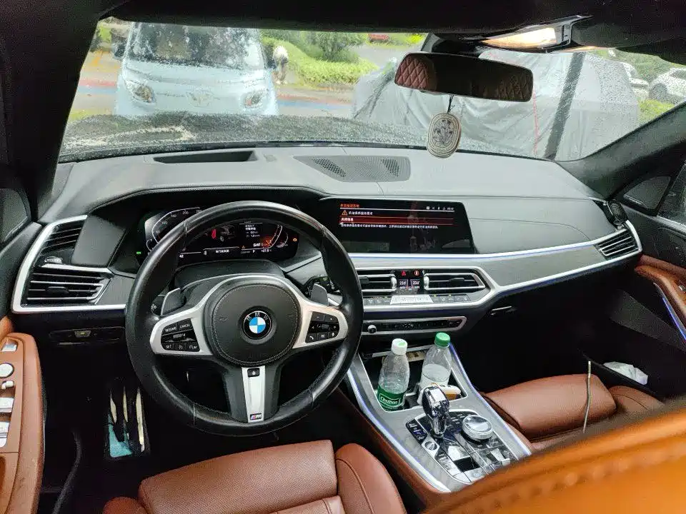 BMW X7 — миниатюра 3