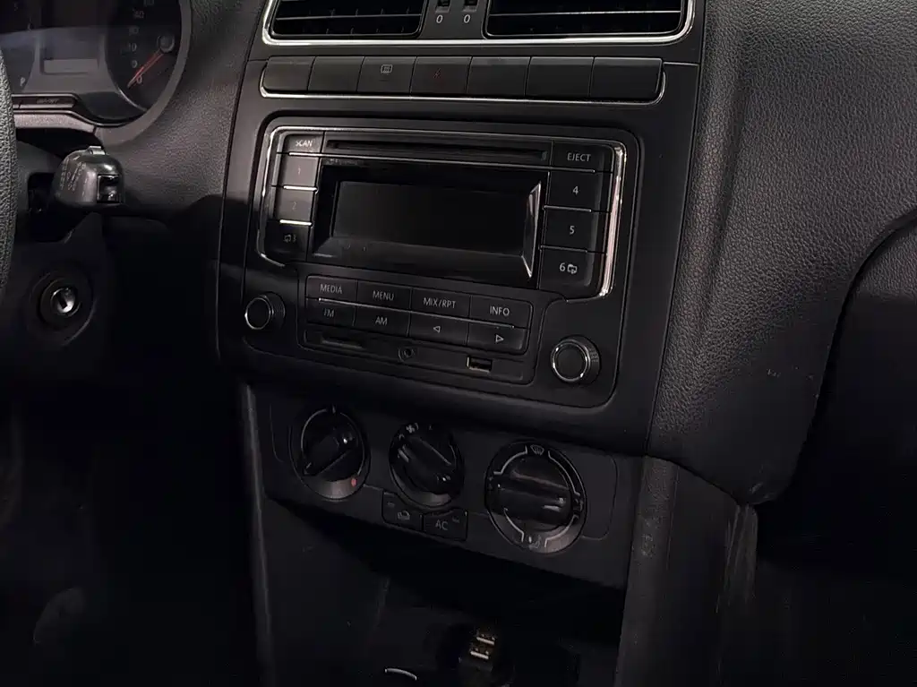 Volkswagen Polo — миниатюра 15