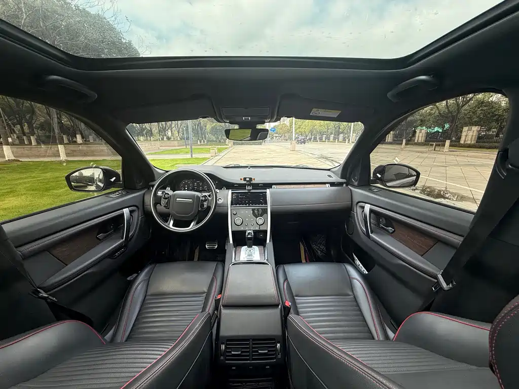 LAND ROVER DISCOVER SPORTS