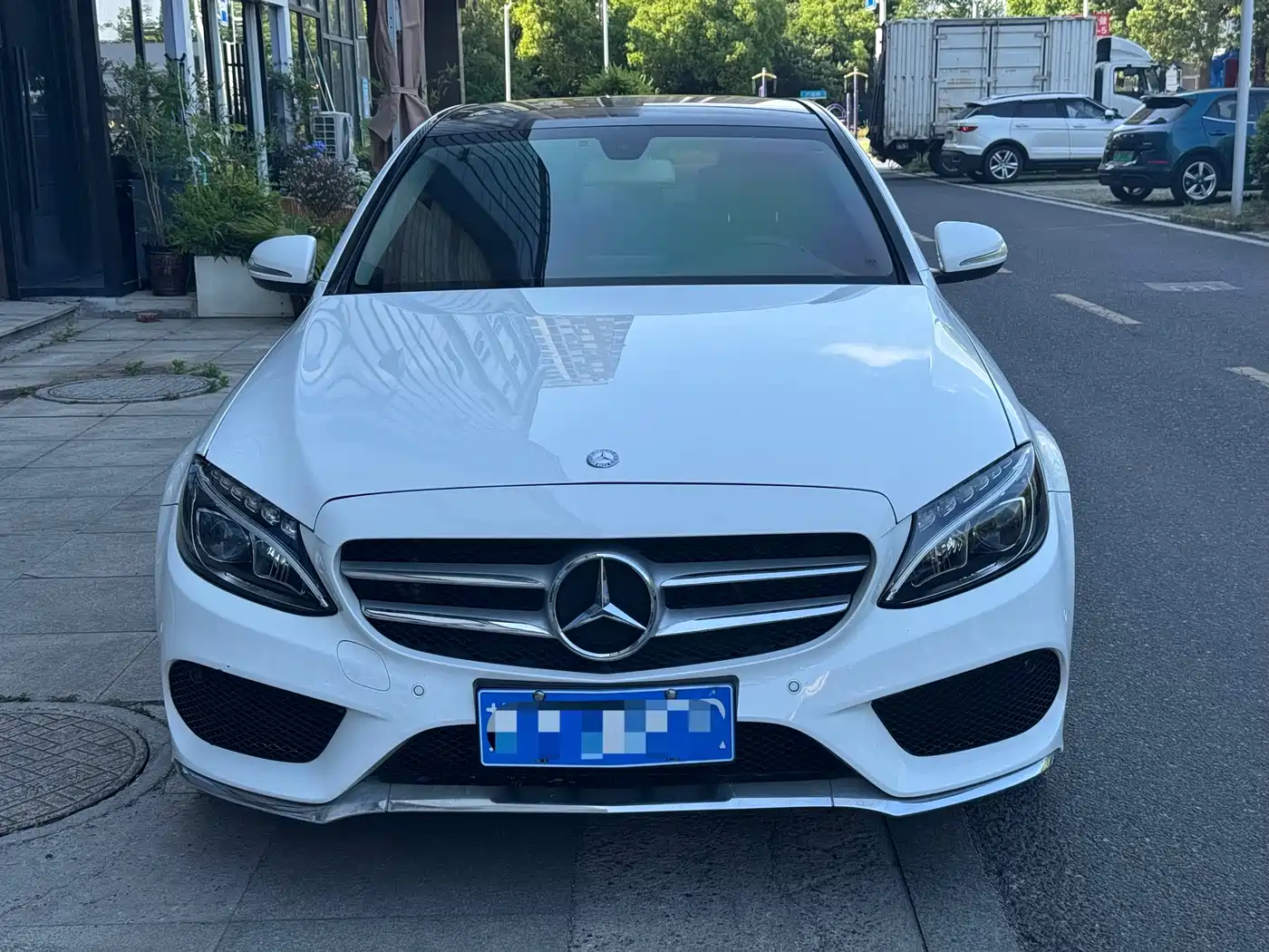 Mercedes-Benz C-Class