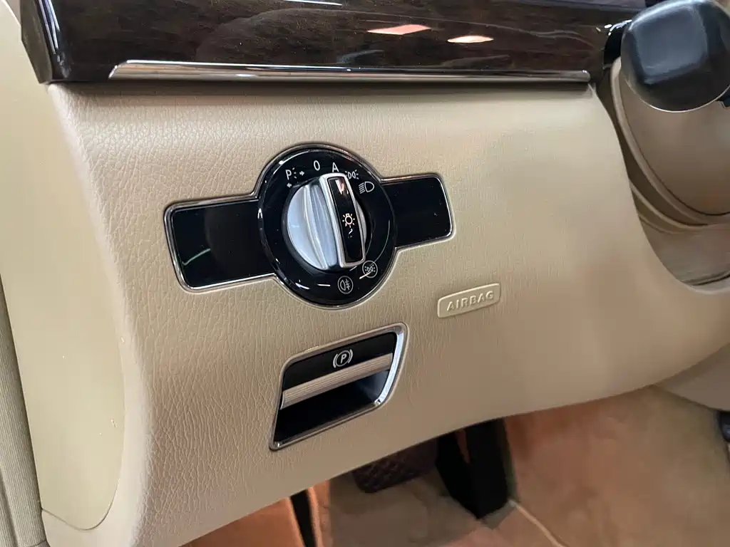 Mercedes-Benz S-Class — миниатюра 32