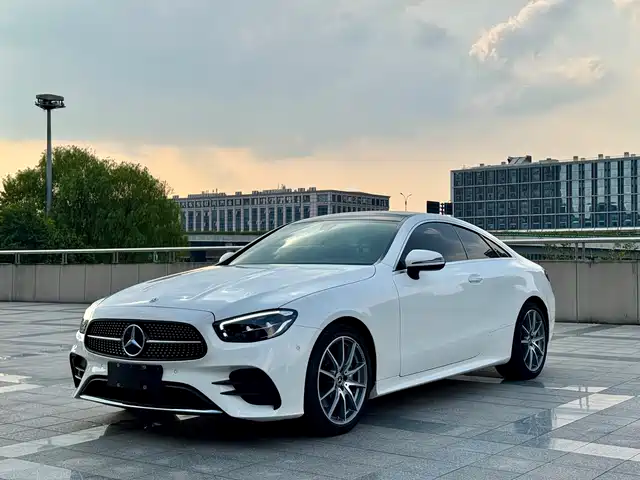 MERCEDES BENZ E CLASS