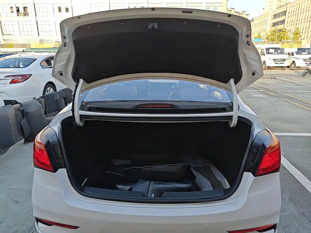Hyundai Mistra — миниатюра 19