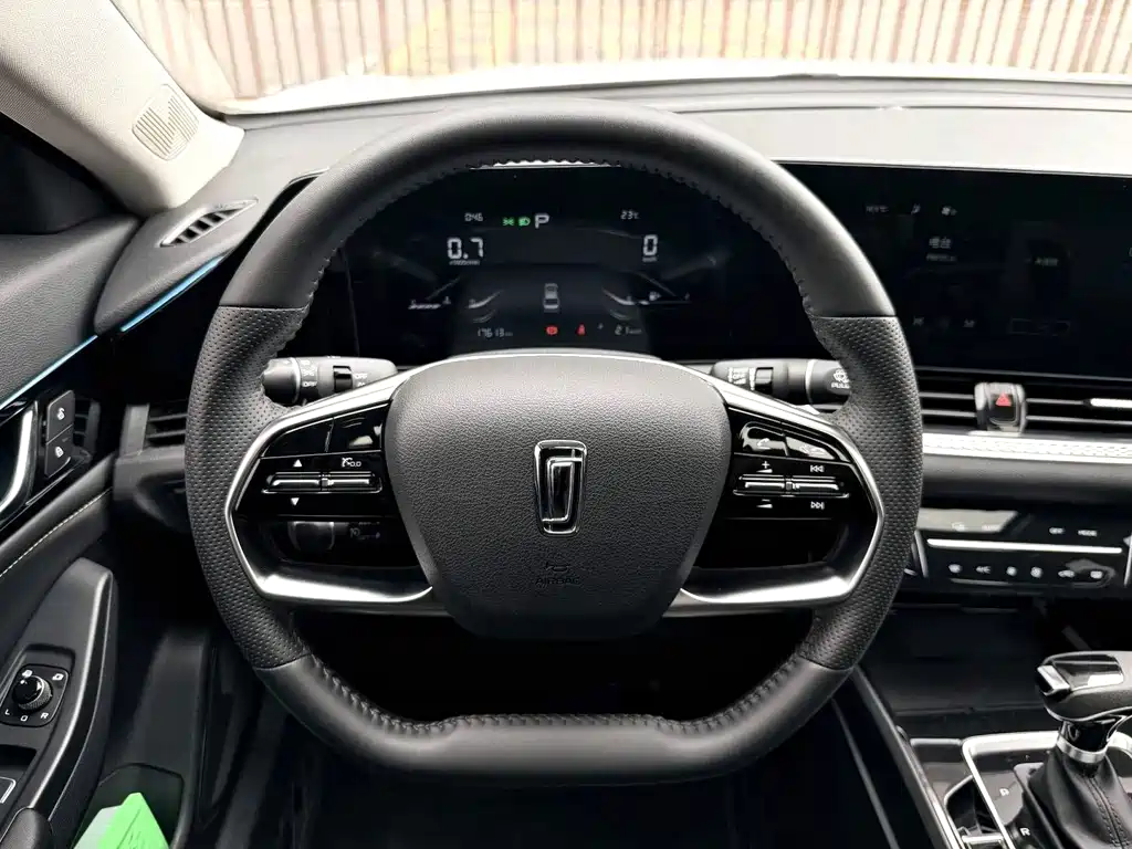 Bestune B70 — миниатюра 4