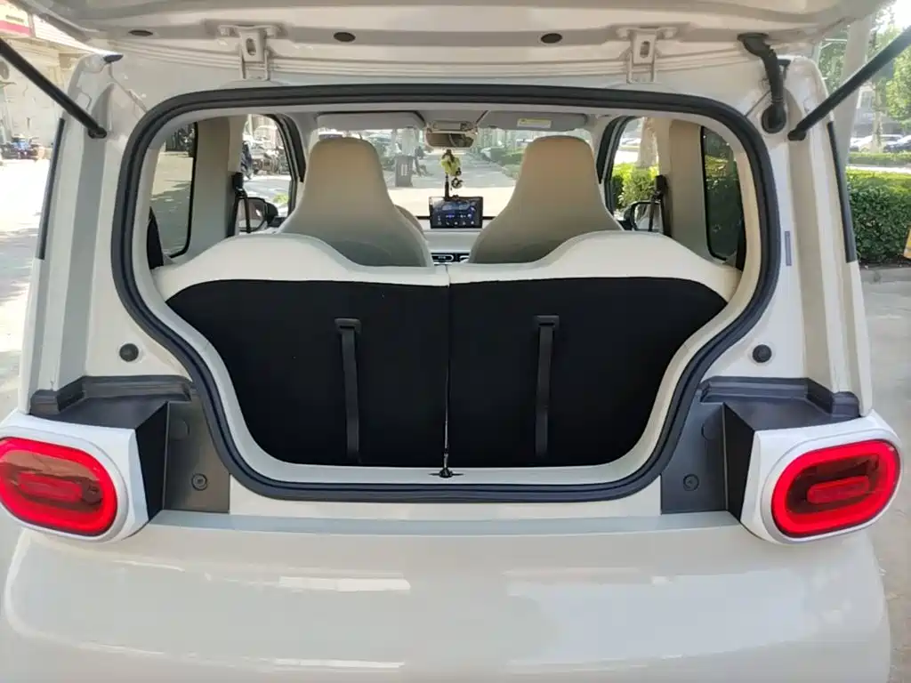 Wuling MINIEV — миниатюра 19