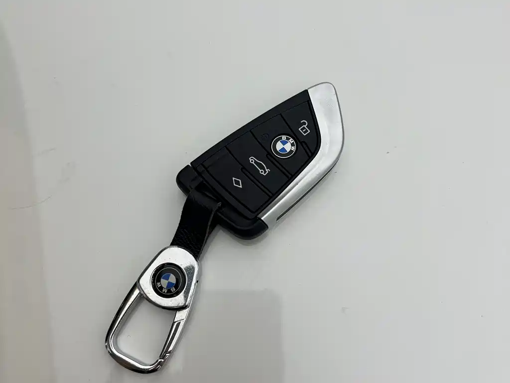 BMW X3 — миниатюра 17