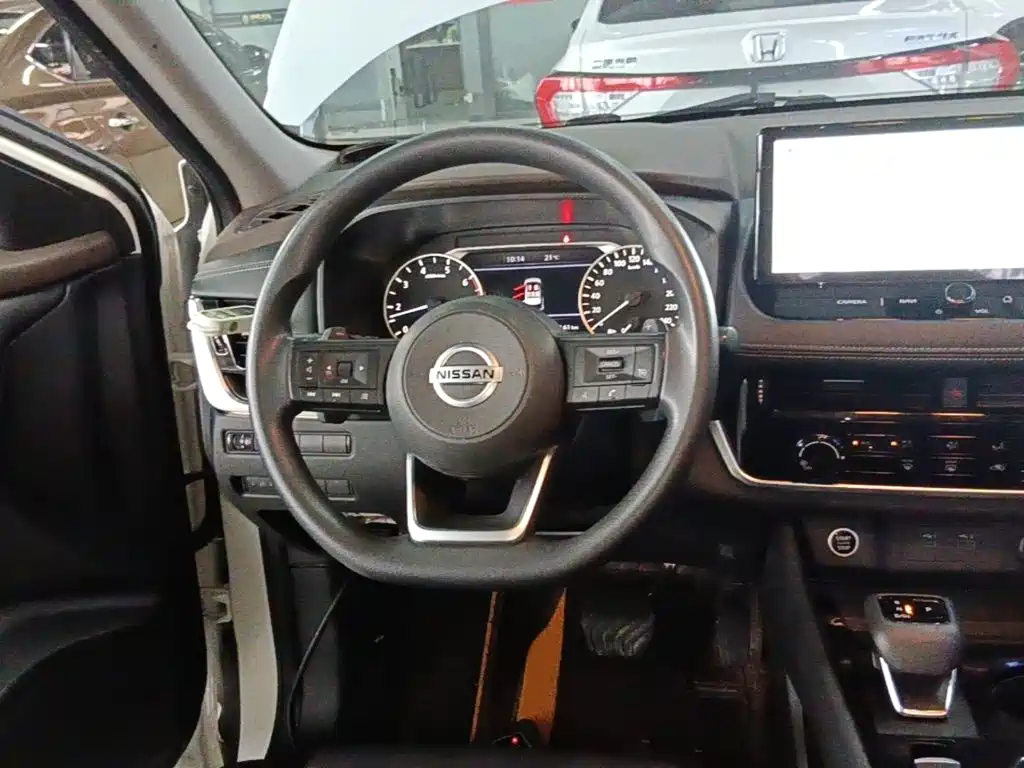 Nissan X-Trail — миниатюра 11