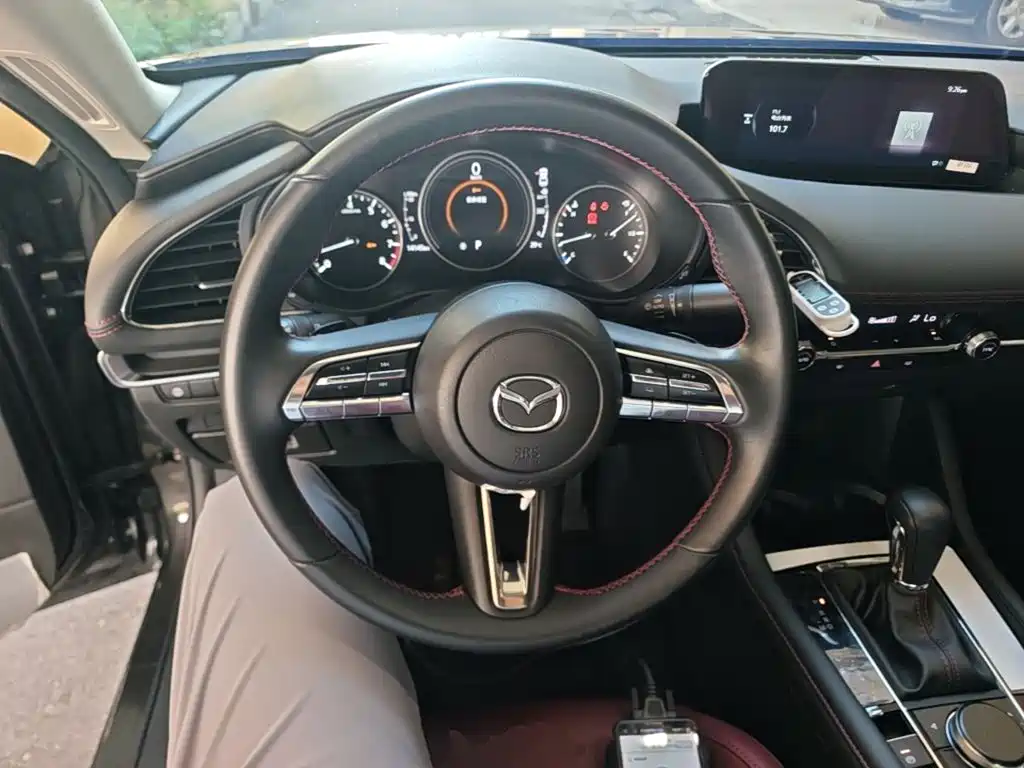 Mazda 3 Axela — миниатюра 11