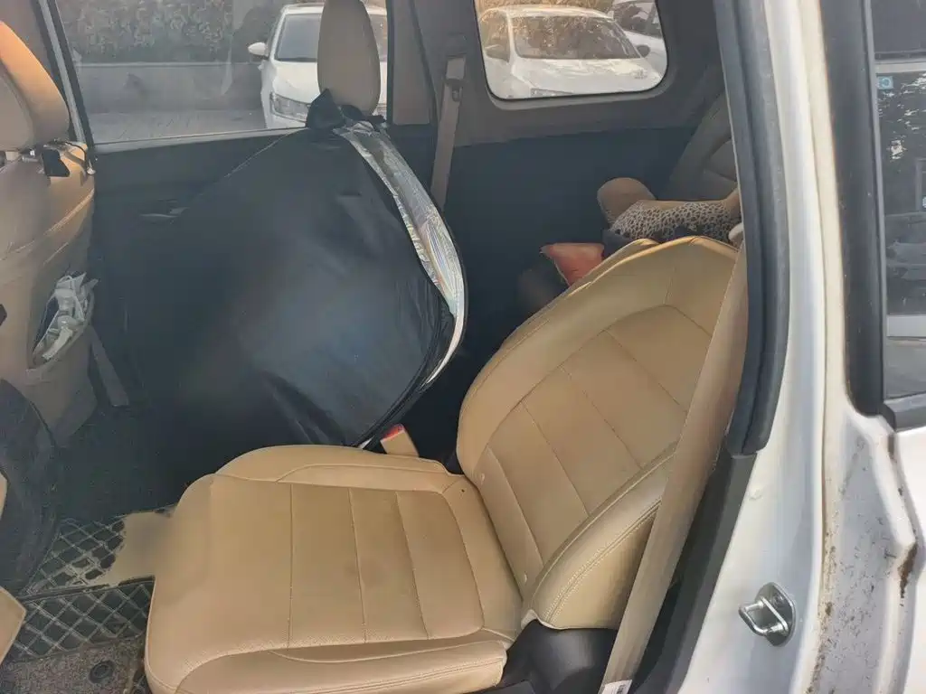 Wuling Hongguang — миниатюра 15