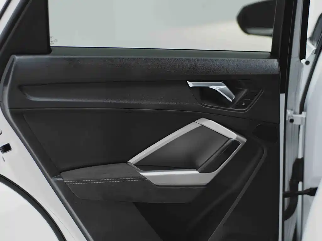 Audi Q3 — миниатюра 22