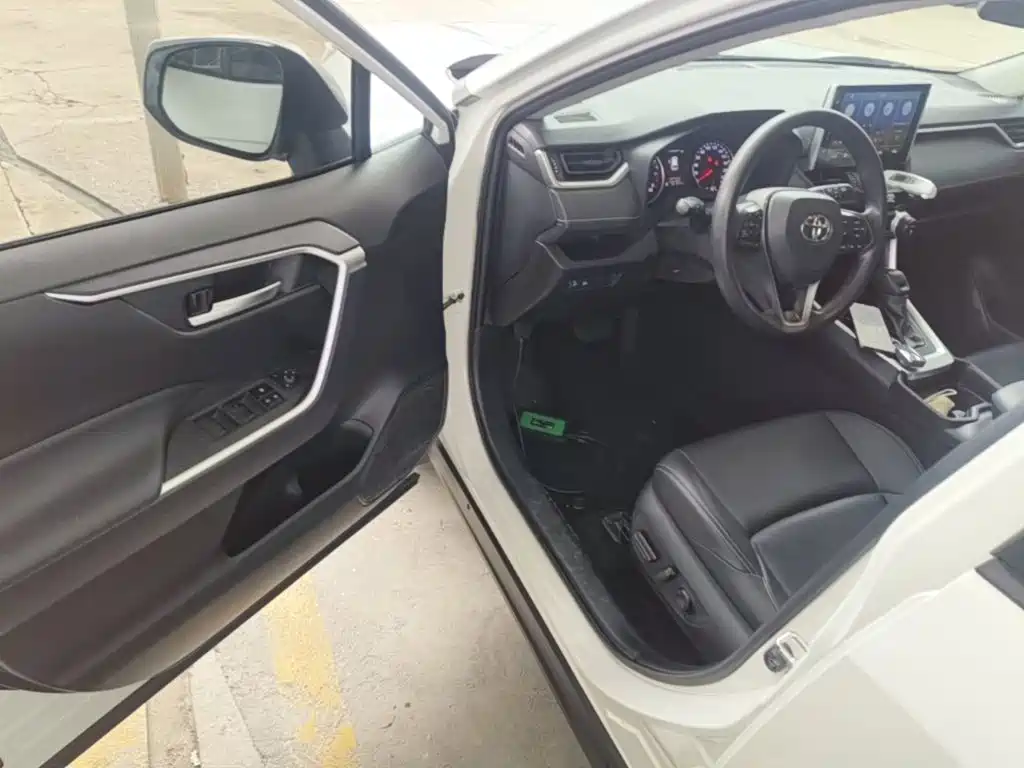 Toyota Wildlander — миниатюра 16
