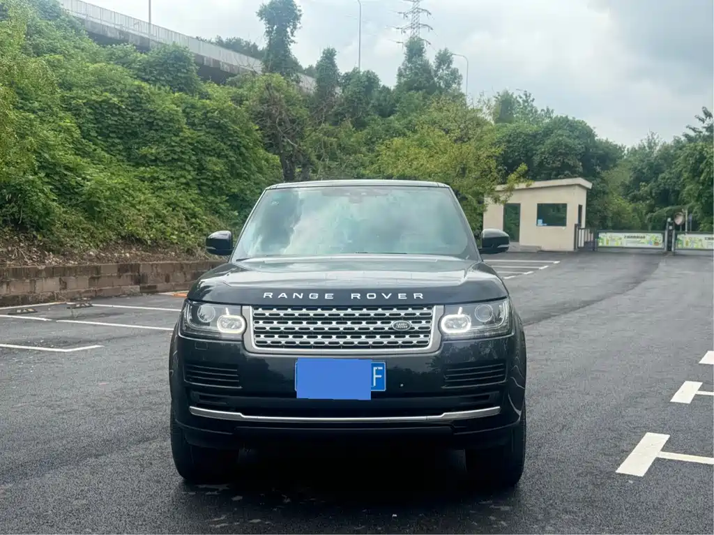 Land Rover Range Rover — миниатюра 2