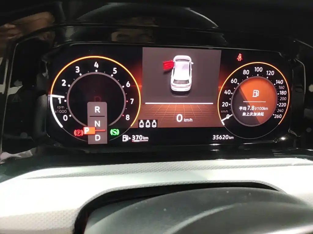 Volkswagen Golf — миниатюра 12