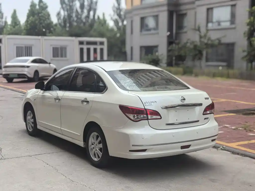 Nissan Sylphy — миниатюра 5