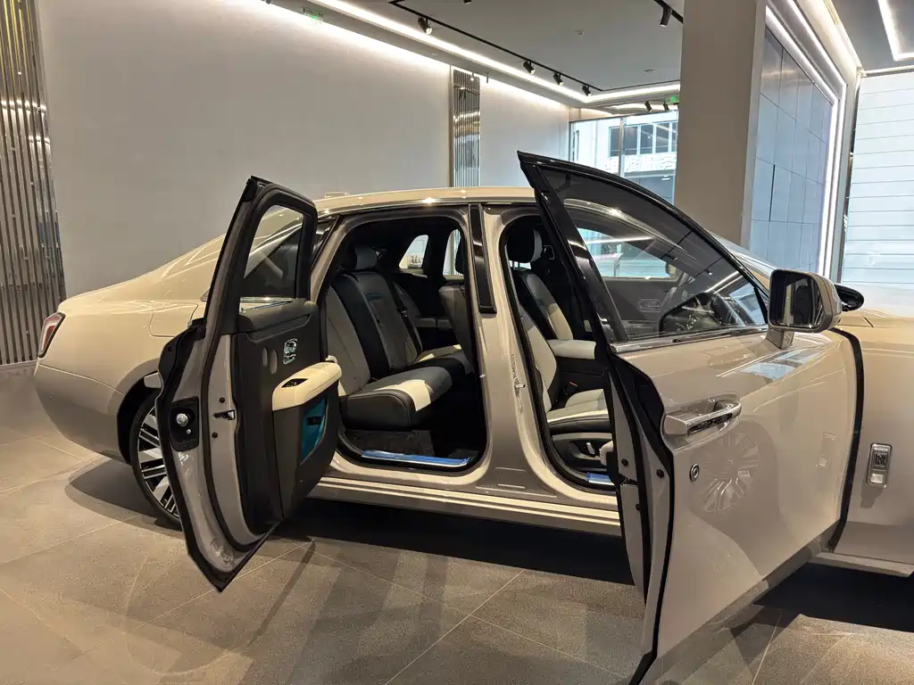 Rolls-Royce Ghost 2026 6.7T